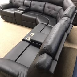 Beautiful Black Luxury Reclining Sectional !