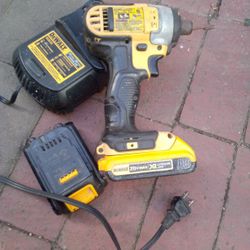 Dewalt