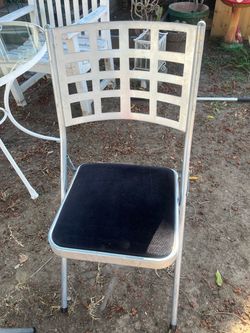 Set of 6 Metal Folding Chairs with Padded Seats Mid century Samsonite padded chairs