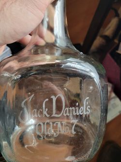 Jack Daniel's classic vintage old no. 7 decanter