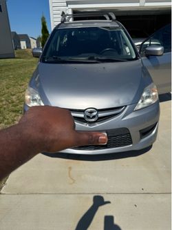 2010 Mini van