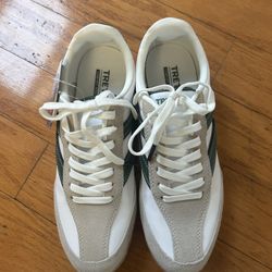 NWT Tretorn women comfort insole sneakers size 7
