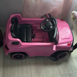 LEADZM LZ-910 Electric Car