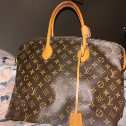 Louis Vuitton
Lockit NM Handbag Monogram Canvas MM
