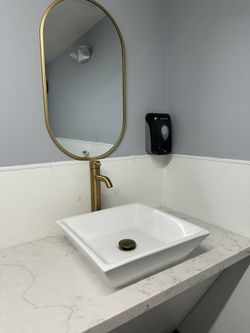 Bathroom Set With Sink, Countertop, Faucet And mirror