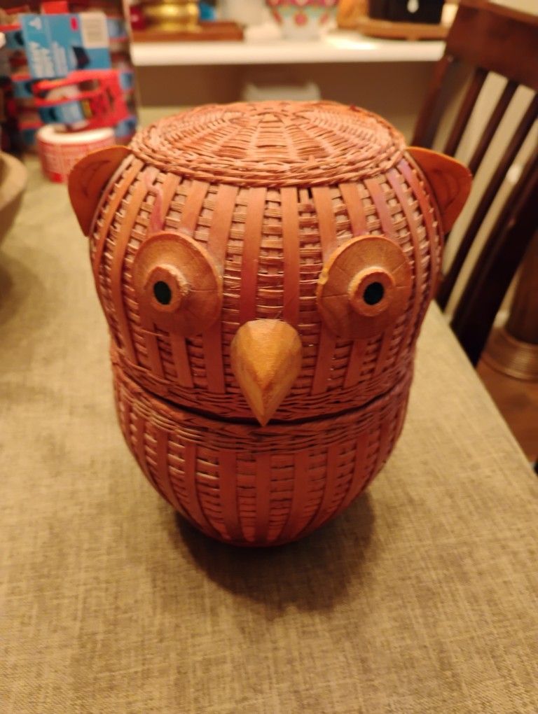Vintage Wicker Owl Canister Basket