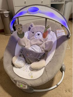Ingenuity Vibrating Baby Bouncer with Light-Up Arch