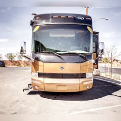 2009 Monaco Executive Sierra IV