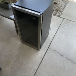 Mini Fridge 