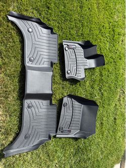 Weather Tech Mats for a 2025 Range Rover Sport