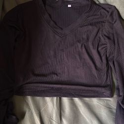 Long sleeve V-neck crop top