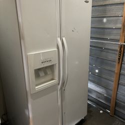 Refrigerator Works Great Water Works No Ice Maker I Sell All The Time Delivery Extra  