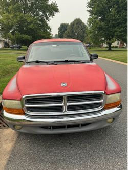 2002 Dodge Dakota 4D Pickup