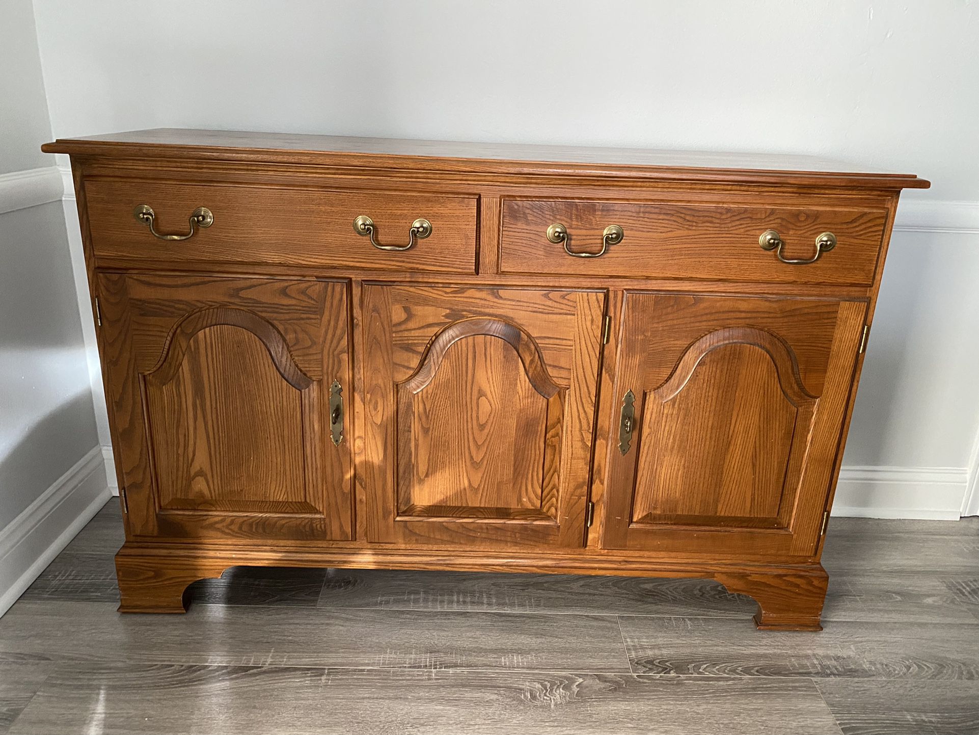Pristine Condition Hitchcock buffet/sideboard
