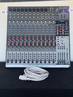 Behringer Xenyx 2442FX Mixer