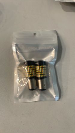 High-end automotive LED switchback bulbs