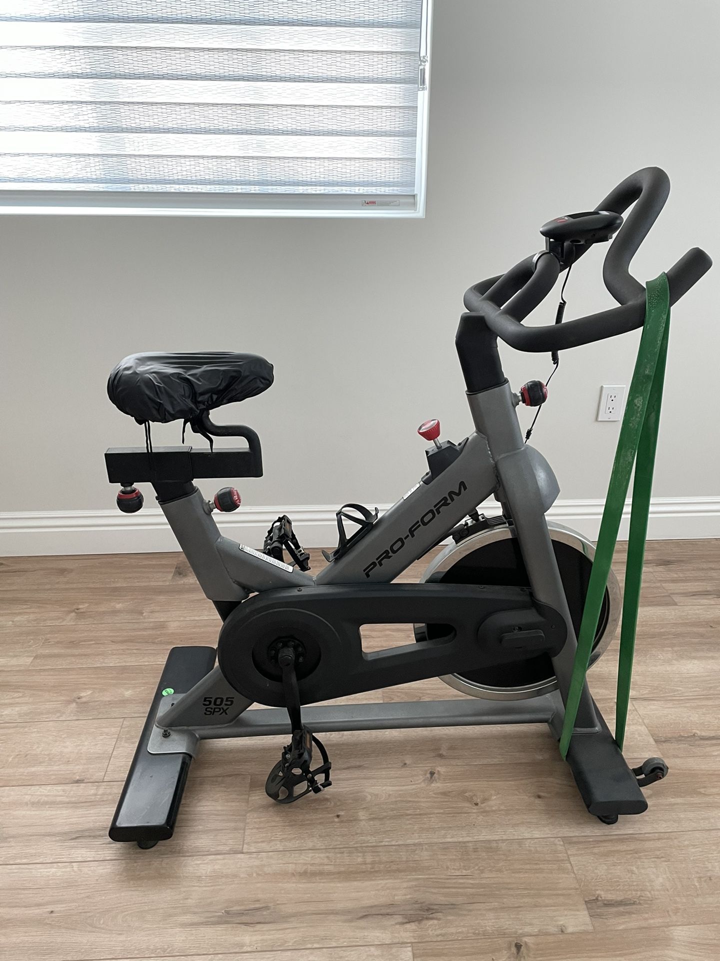 Indoor Cycling Proform Bike 505 Spx Pro Form SPX 505 Indoor Cycle