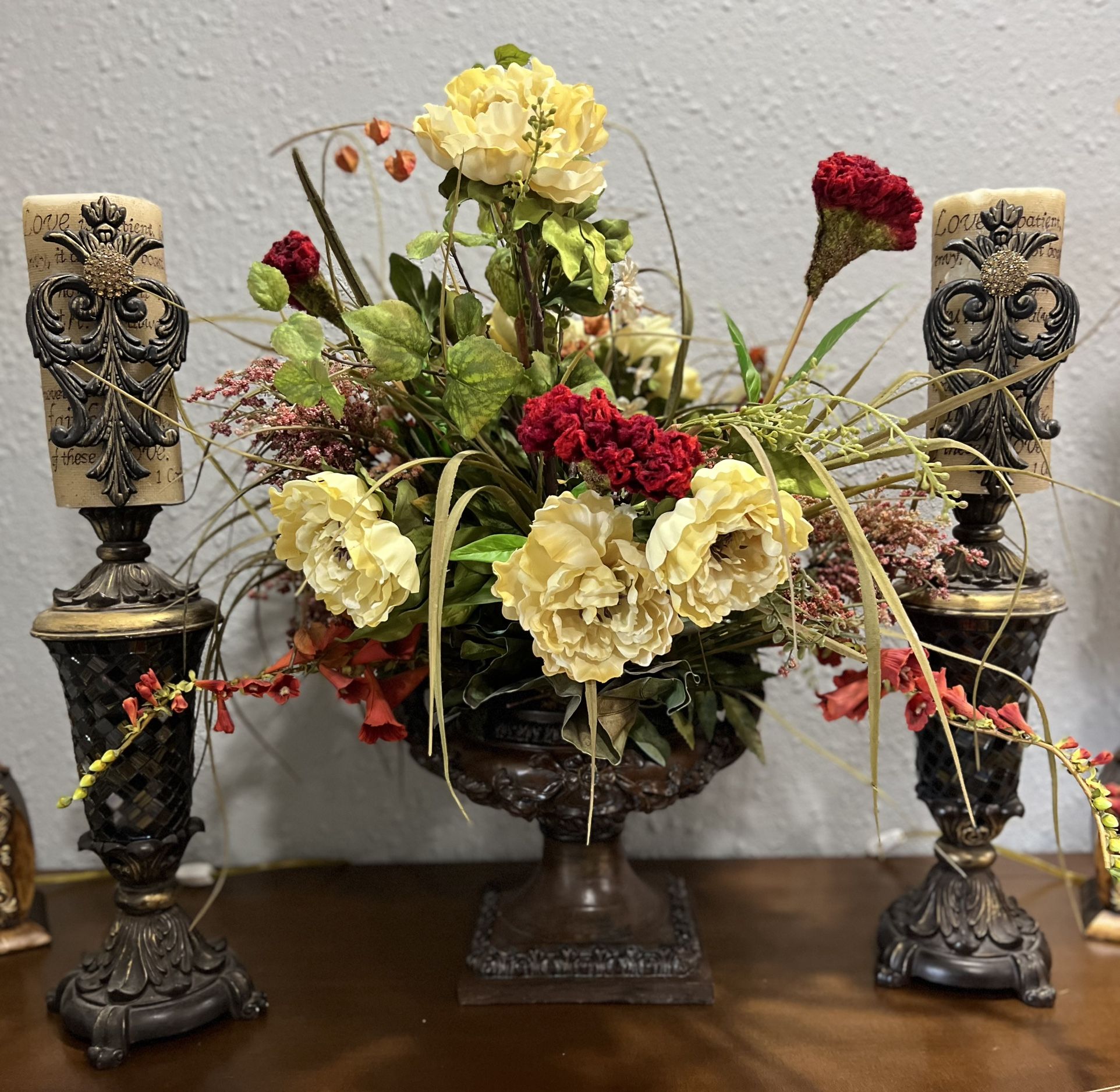 Huge Flower Arrangement & Candle Holdersπ