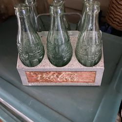 Vintage Aluminum Coke Carrier With Bottles