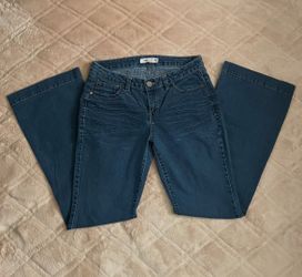 Women’s Flare Jeans 👖 size 8