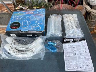 Zoom Tubes RC Car Trax Set w/Car and Remote (New Opened Box)