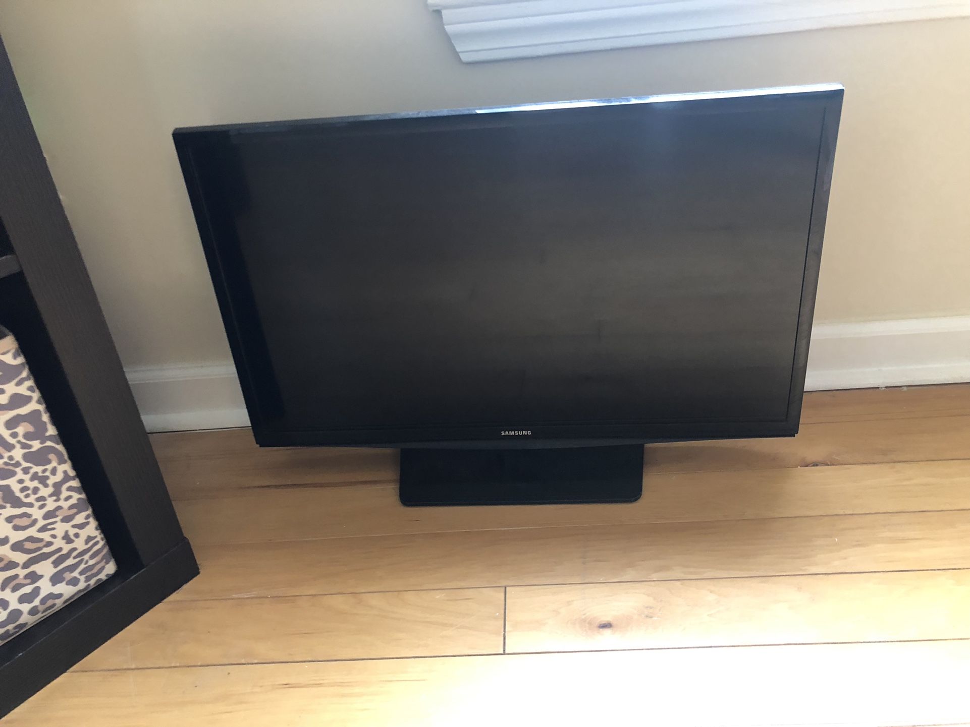 Small Smart Tv