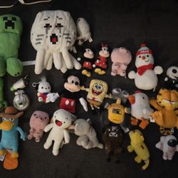 READ DESCRIPTION Lot Of Stuffed Animals Plushies