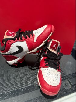 Jordan Cleats 4.5Y