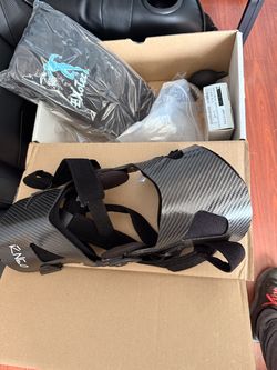 Knee brace - carbon fiber brand new
