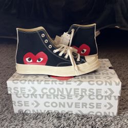 Converse Hearts 