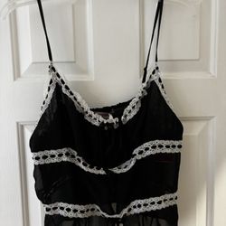 Paris Hilton Brand Black And White Lace Top Size Large 