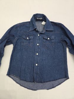 Boys Wrangler denim shirt size small