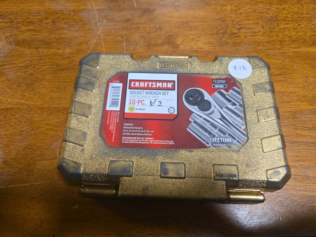 10 Piece Socket Wrench Set