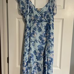 Floral blue dress
