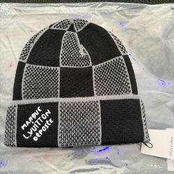 Louis Vuitton hat