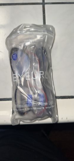 Eye Wear 