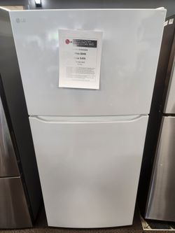 30 in. W 20 cu. ft. Top Freezer Refriaerator w/ Multi-Air Flow and Reversible Door in White, ENERGY STAR