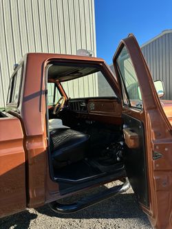 Vintage American Pickup Truck 1977 F150