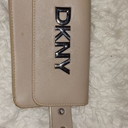 DKNY BELT BAG FANNY PACK Pebbled 