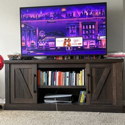 Center Console/ Tv Stand