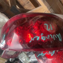 2012 Dodge Avenger RH Tail Light ‼️