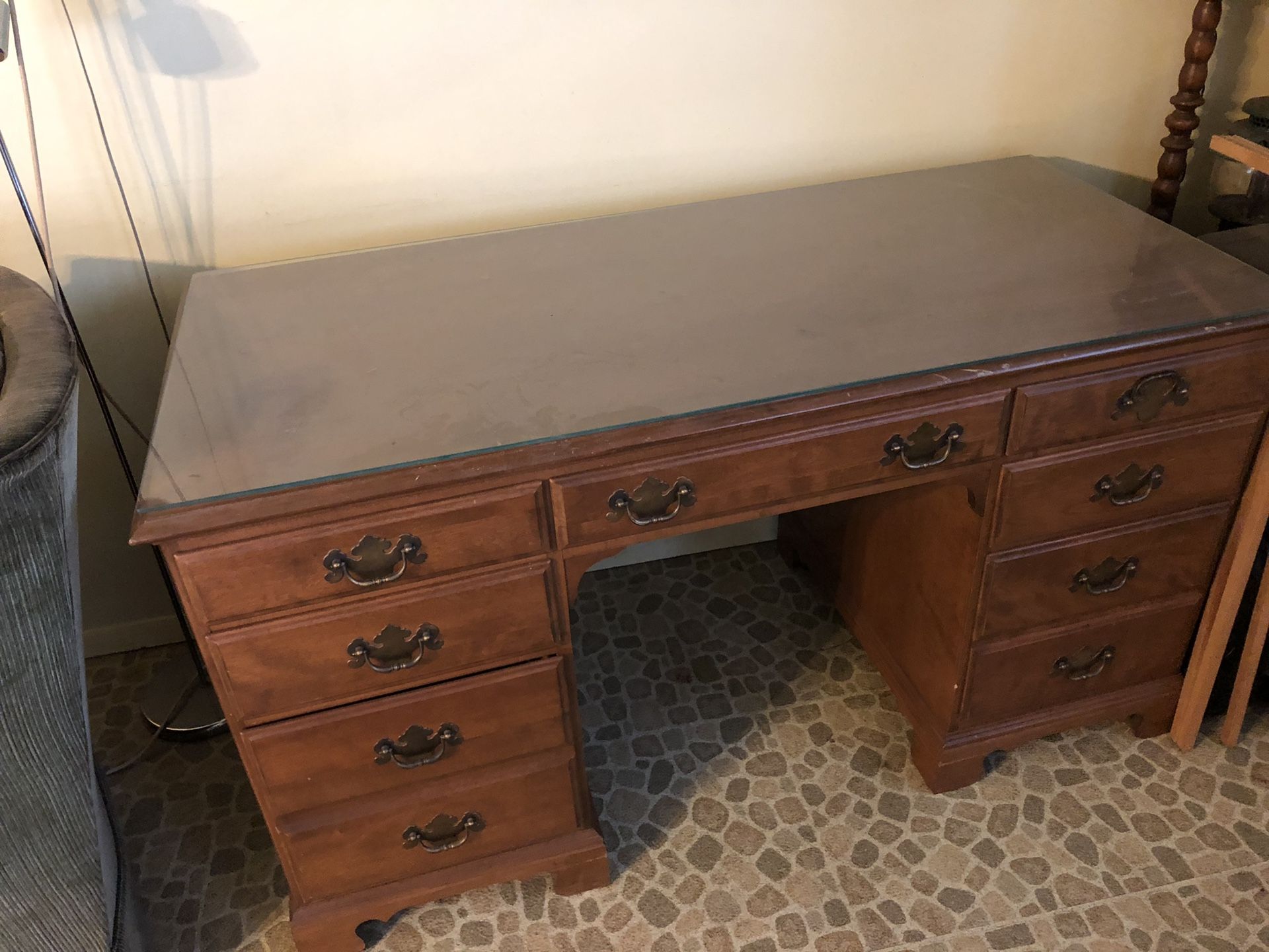 Ethan Allen Partners Desk