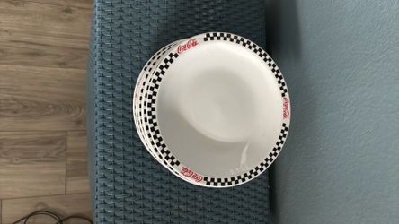 Cola cola porcelain plate set