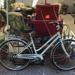Schwinn Gateway Ladies Bike