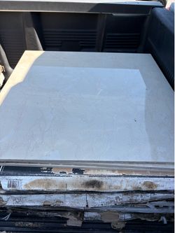 Premium porcelana tile