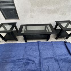EXCELLENT MATCHING  COFFEE AND END TABLES CAN DELIVER LOCSL IF NEEDED 