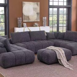 BRAND NEW LARGE SECTIONAL COUCH SET WITH OTTOMAN INCLUDED