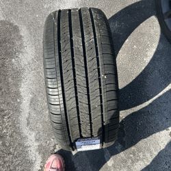 Arisun Tire