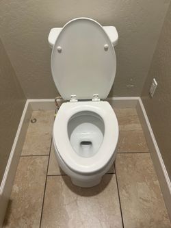 Toilet Sterling