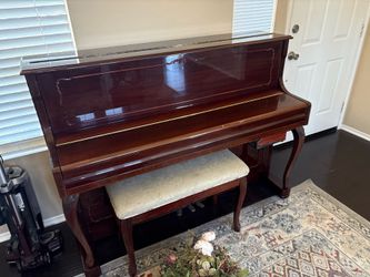 Schafer & Sons Upright Piano VS-44A